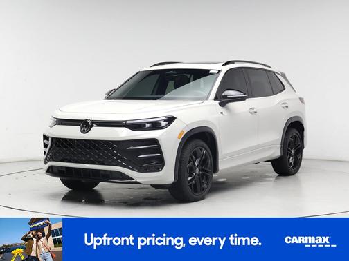 2025 Volkswagen Tiguan SE R-Line Black