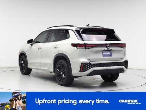 2025 Volkswagen Tiguan SE R-Line Black