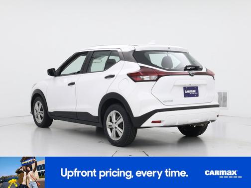 2022 Nissan Kicks S