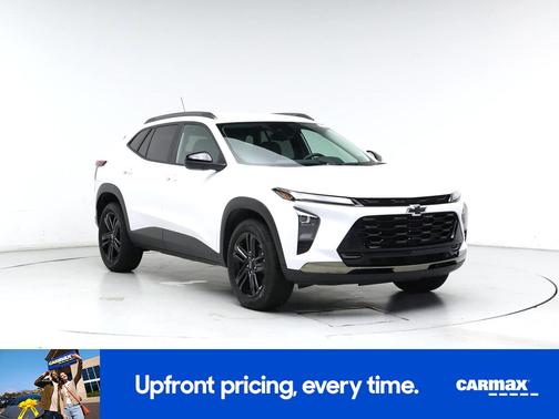 White 2024 Chevrolet Trax Activ