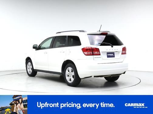 White 2016 Dodge Journey SE