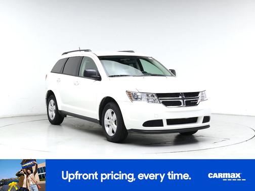 White 2016 Dodge Journey SE