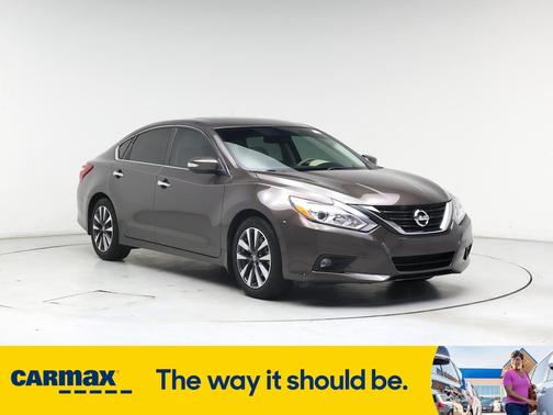 2017 Nissan Altima SV