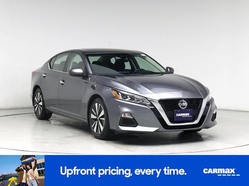 2022 Nissan Altima SV