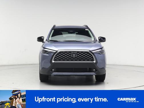 2025 Toyota Corolla Cross XLE