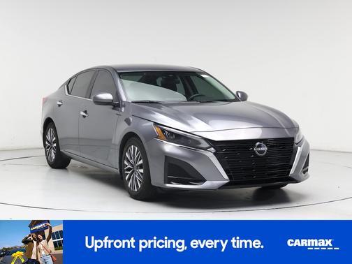 2023 Nissan Altima SV