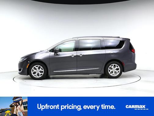 Gray 2017 Chrysler Pacifica Touring L