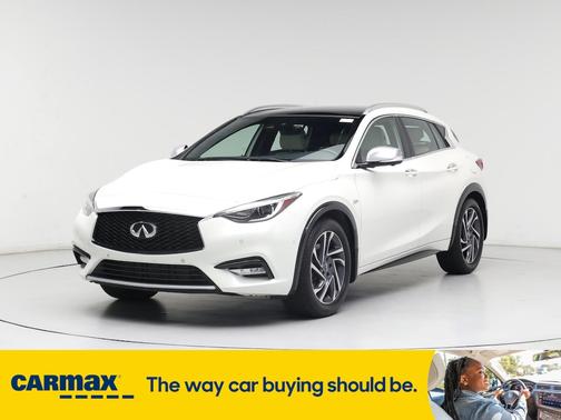 2018 INFINITI QX30 Premium