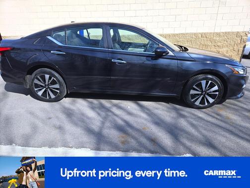 2022 Nissan Altima SV