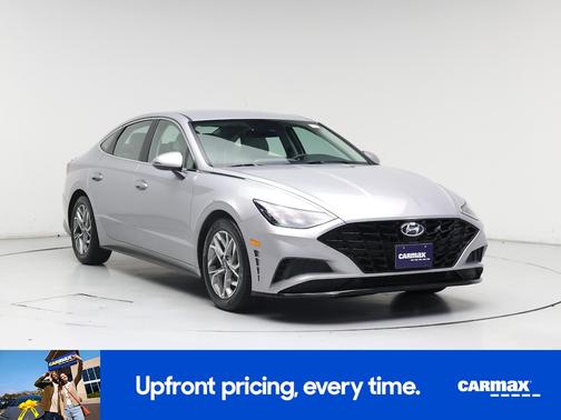 2023 Hyundai SONATA SE