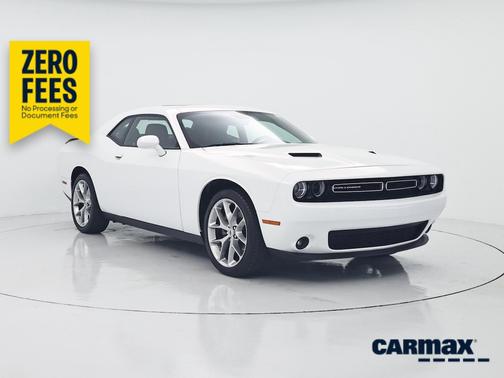 White 2023 Dodge Challenger SXT