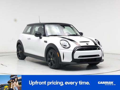 2024 MINI SE Hardtop SE