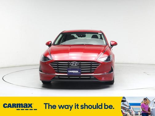 2022 Hyundai SONATA SE