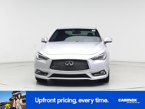 2017 INFINITI Q60 Premium