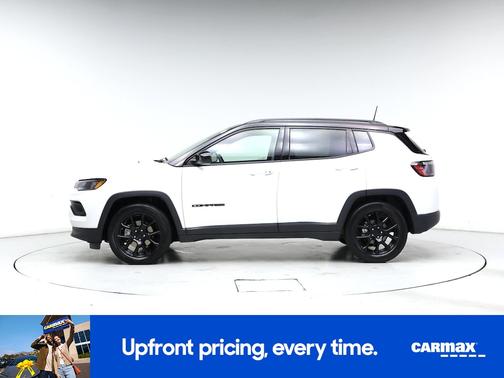 White 2022 Jeep Compass Altitude