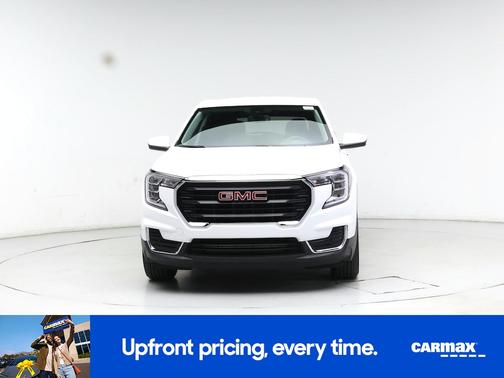 White 2024 GMC Terrain SLE