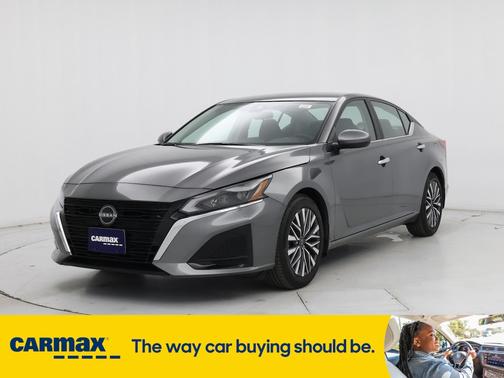 2023 Nissan Altima SV