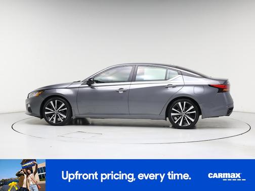 2022 Nissan Altima SR