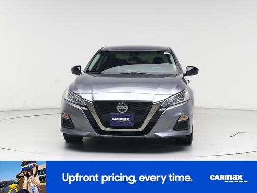 2022 Nissan Altima SR