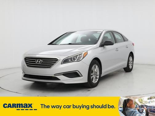 2016 Hyundai SONATA SE