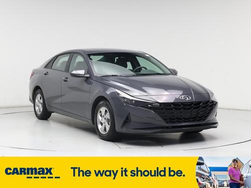 2023 Hyundai ELANTRA SE