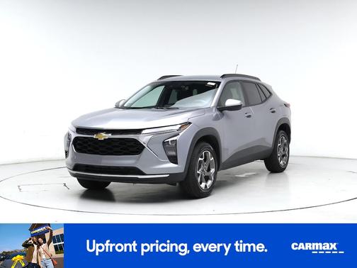 Gray 2025 Chevrolet Trax LT