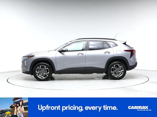 Gray 2025 Chevrolet Trax LT