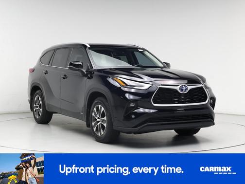 2022 Toyota Highlander Hybrid XLE