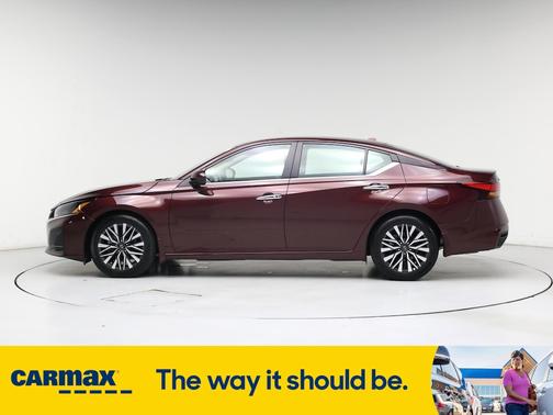 2023 Nissan Altima SV