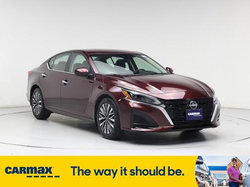 2023 Nissan Altima SV