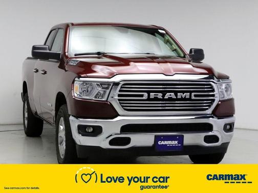 Photo 5 of 25 of 2019 RAM 1500 Big Horn