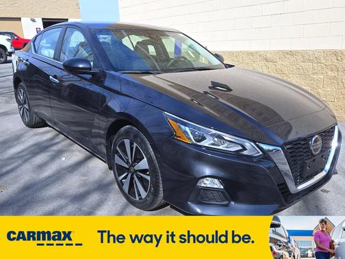 2022 Nissan Altima SV