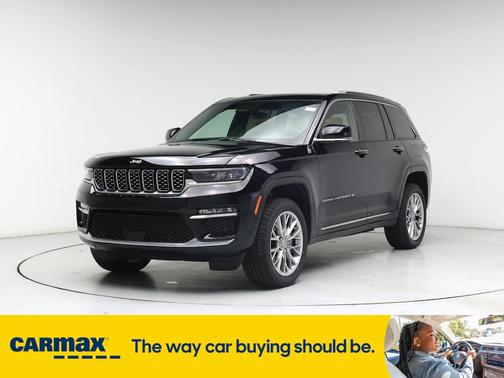 2022 Jeep Grand Cherokee Summit