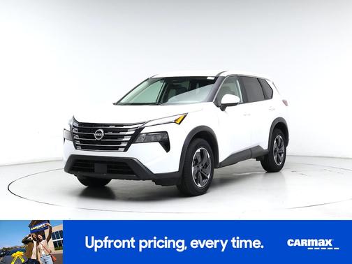 White 2025 Nissan Rogue SV