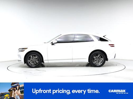 White 2022 Genesis GV70