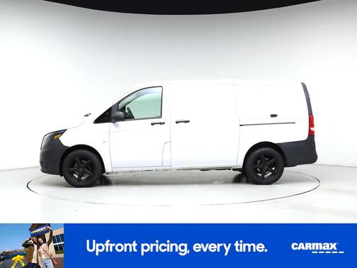White 2017 Mercedes-Benz Metris