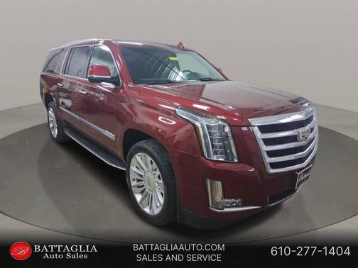 2018 Cadillac Escalade ESV Luxury