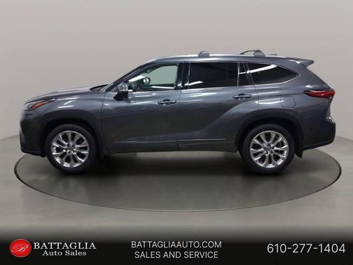 2022 Toyota Highlander Limited