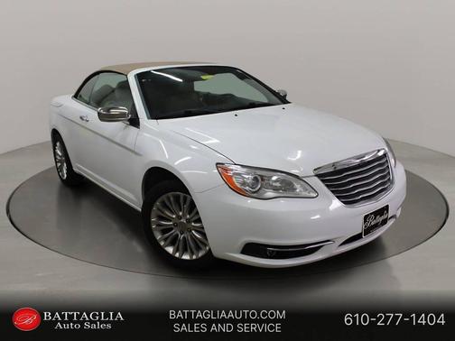 Bright White Clearcoat 2013 Chrysler 200 Limited
