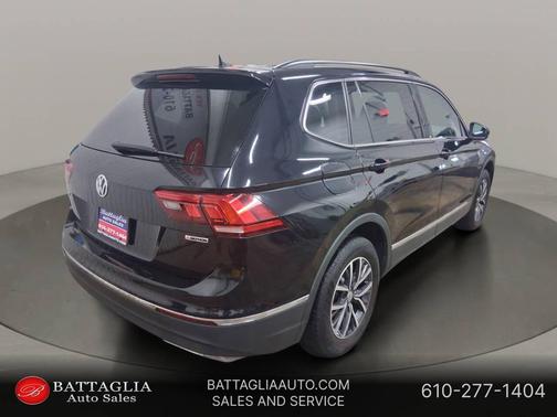 Deep Black 2020 Volkswagen Tiguan 2.0T SE 4MOTION