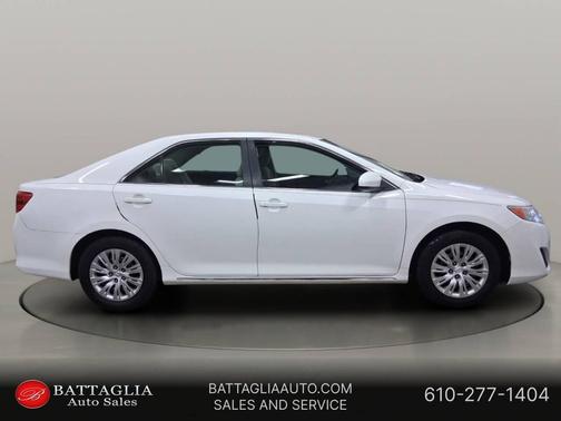 Super White 2012 Toyota Camry LE