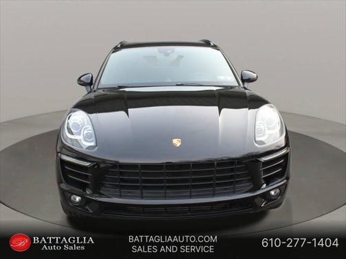 2018 Porsche Macan Base