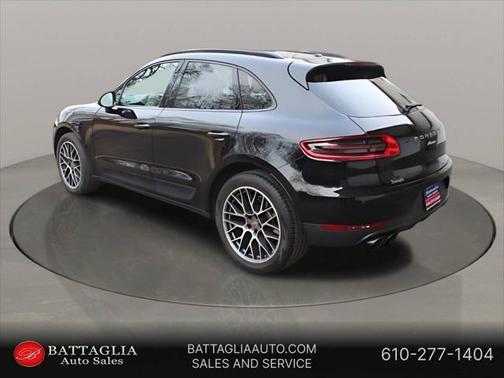 2018 Porsche Macan Base
