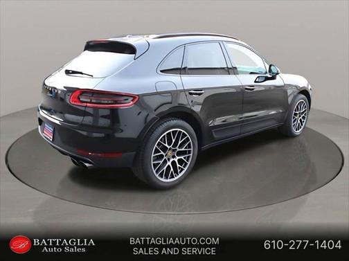 2018 Porsche Macan Base