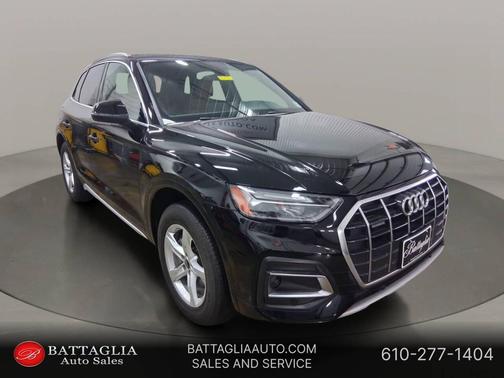 Brilliant Black 2023 Audi Q5 40 Premium