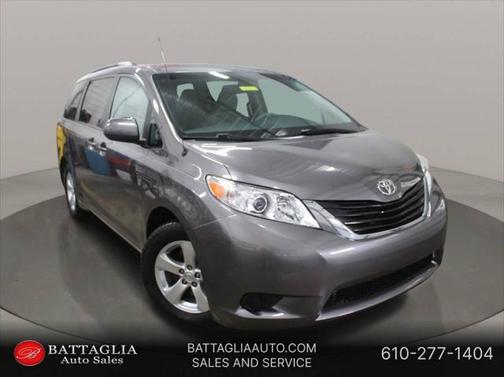 2013 Toyota Sienna LE