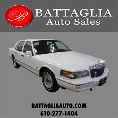 1997 Lincoln Town Car Executive 4dr Sedan