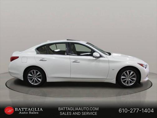 2015 INFINITI Q50 Premium