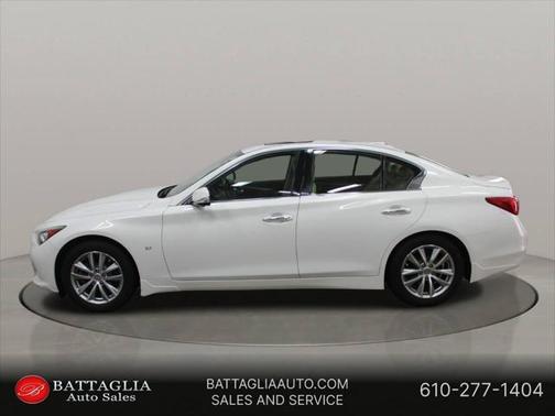 2015 INFINITI Q50 Premium