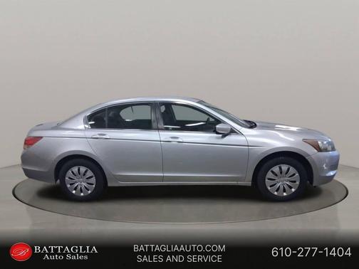 2009 Honda Accord LX 4dr Sedan 5A